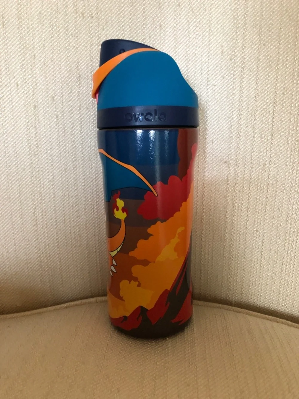 POKÉMON x OWALA FreeSip 16oz Charizard Stainless Steel Water Bottle